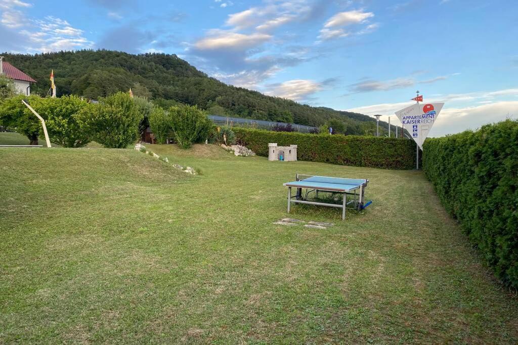 Die Seeblume - Ferienwohnung Mit Pool Und Seeblick Bodman-Ludwigshafen Exterior photo